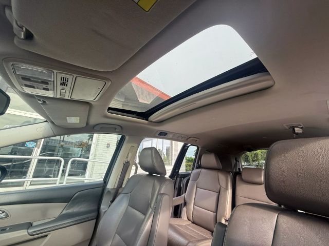 2015 Honda Odyssey - Image 9