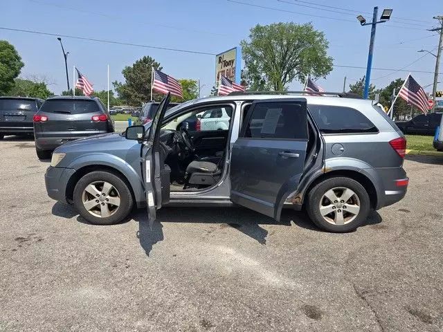 2010 Dodge Journey - Image 8
