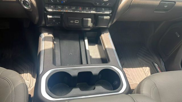 2022 Chevrolet Silverado 1500 Limited Crew Cab - Image 23