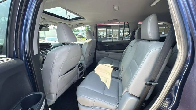 2019 Honda Pilot - Image 10