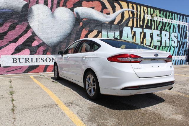 2018 Ford Fusion - Image 5