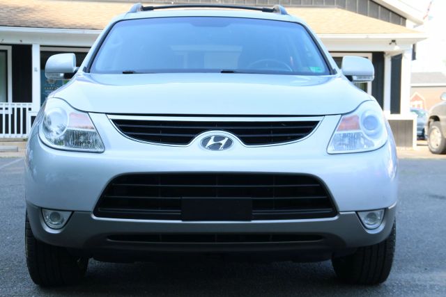 2012 Hyundai Veracruz - Image 2