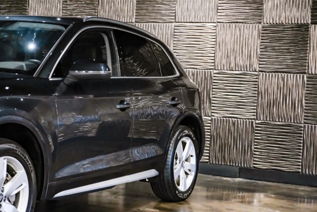 2018 Audi Q5 Premium Plus Sport Utility 4d - Image 9