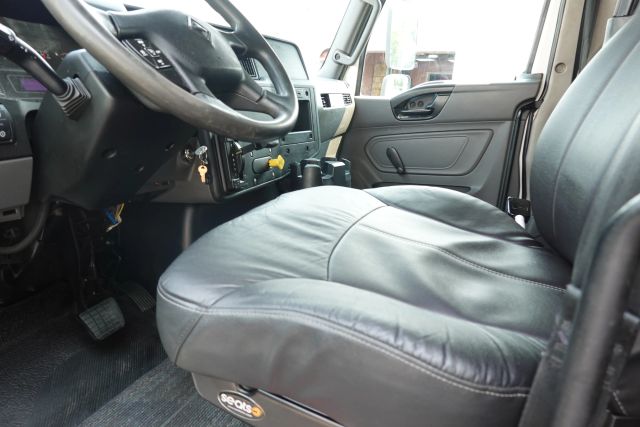 2020 International Mv607 Cummins 220hp - Image 12