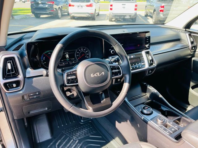 2023 Kia Sorento Hybrid - Image 41