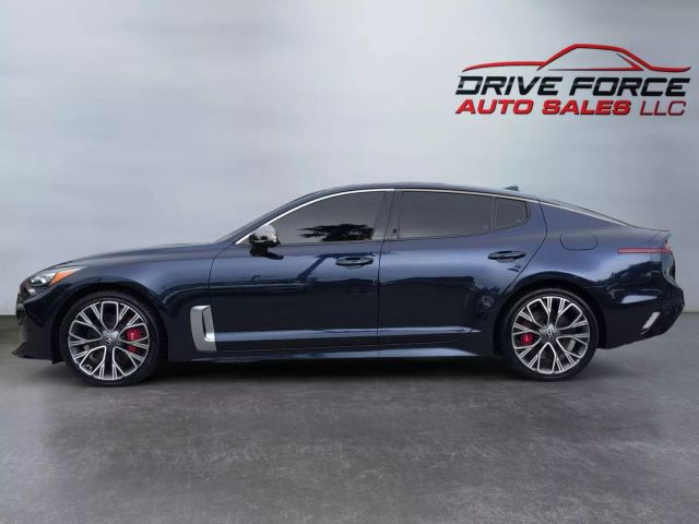 2020 Kia Stinger - Image 2