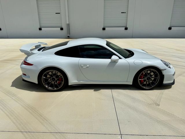 2015 Porsche 911 - Image 8