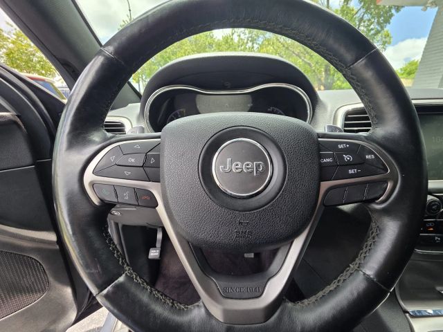 2017 Jeep Grand Cherokee - Image 18