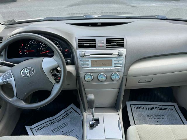 2007 Toyota Camry - Image 9