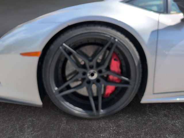 2015 Lamborghini Huracan - Image 13