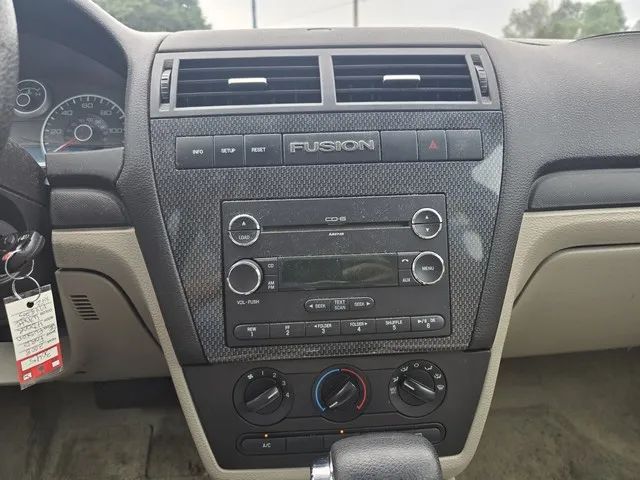 2008 Ford Fusion - Image 11