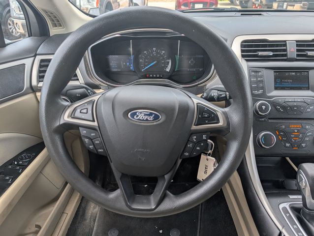 2015 Ford Fusion Se Hybrid Sedan 4d - Image 10