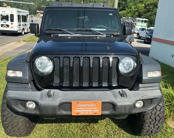 2018 Jeep Wrangler Unlimited - Image 2