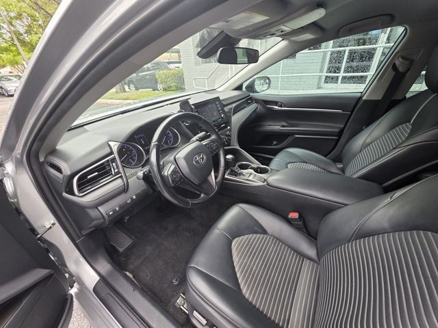 2022 Toyota Camry - Image 10