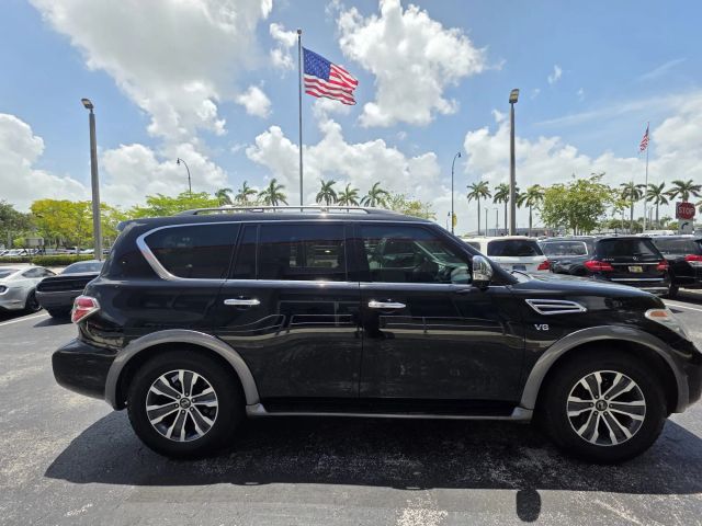 2017 Nissan Armada - Image 9