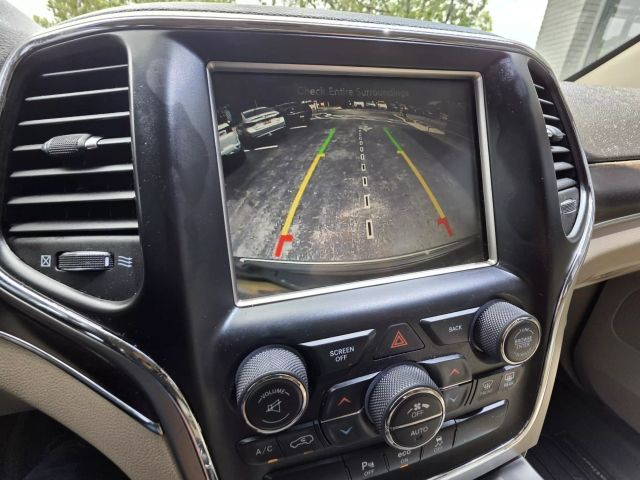 2014 Jeep Grand Cherokee - Image 21