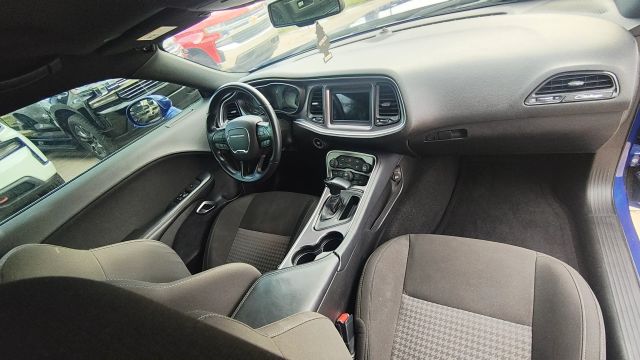 2021 Dodge Challenger - Image 16