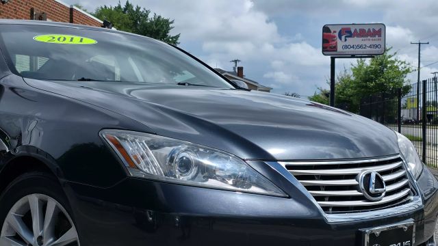 2011 Lexus Es - Image 24
