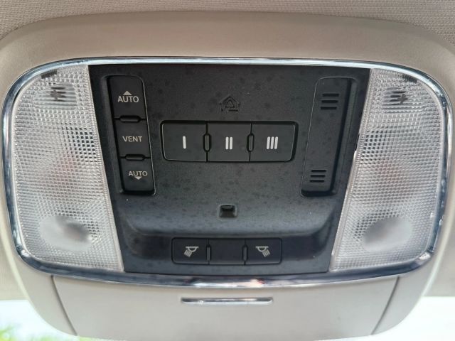 2012 Jeep Grand Cherokee Laredo Sport Utility 4d - Image 19