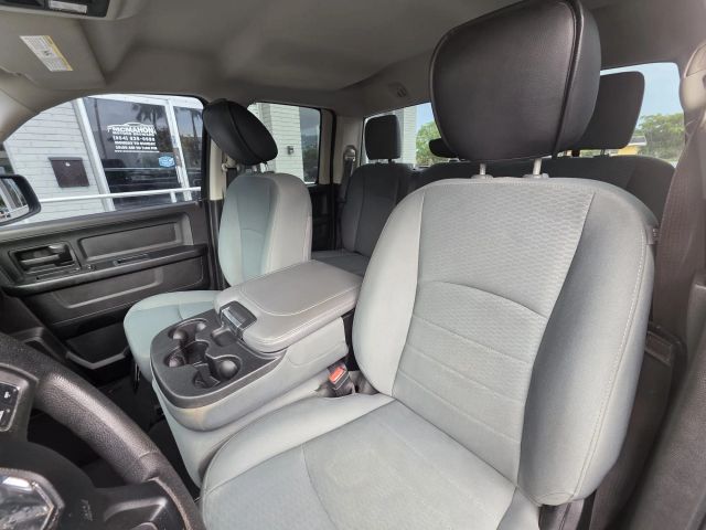 2016 Ram 1500 Quad Cab - Image 11