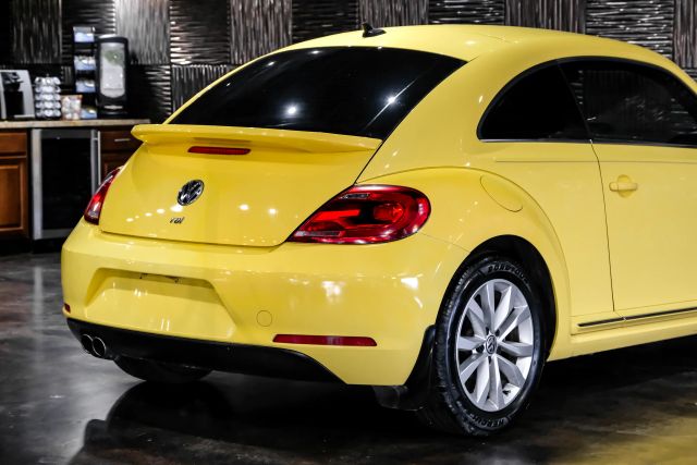 2014 Volkswagen Beetle Tdi Hatchback 2d - Image 12