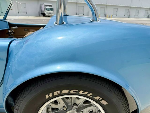 1965 Shelby Cobra Roadster 427 - Image 40