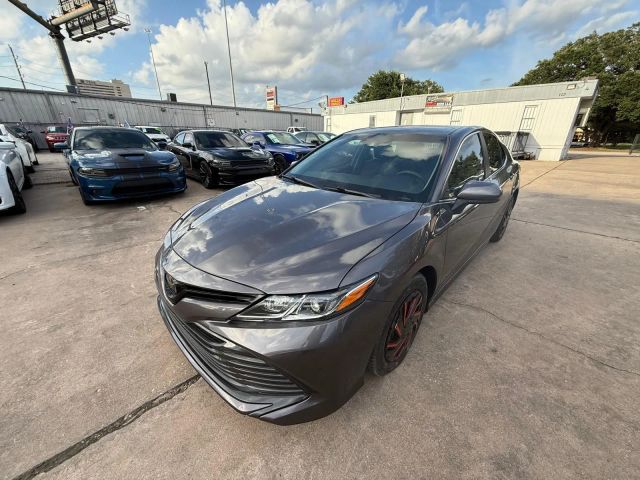 2018 Toyota Camry - Image 2