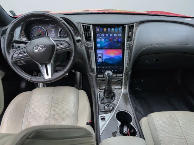 2018 Infiniti Q60 - Image 10