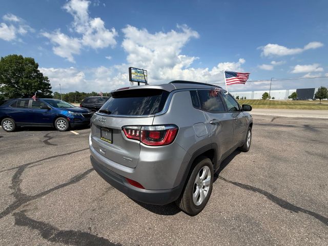 2019 Jeep Compass - Image 5