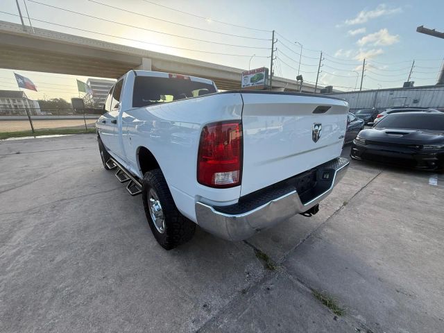 2018 Ram 2500 Crew Cab - Image 5
