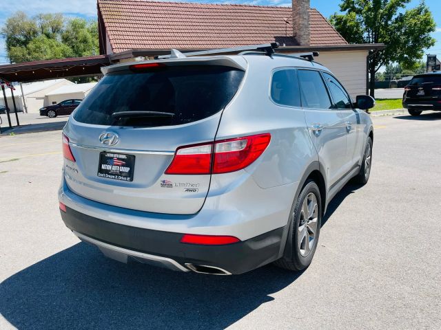 2014 Hyundai Santa Fe - Image 7