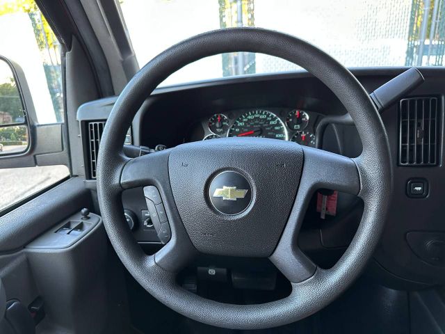 2017 Chevrolet Express 2500 Cargo - Image 22