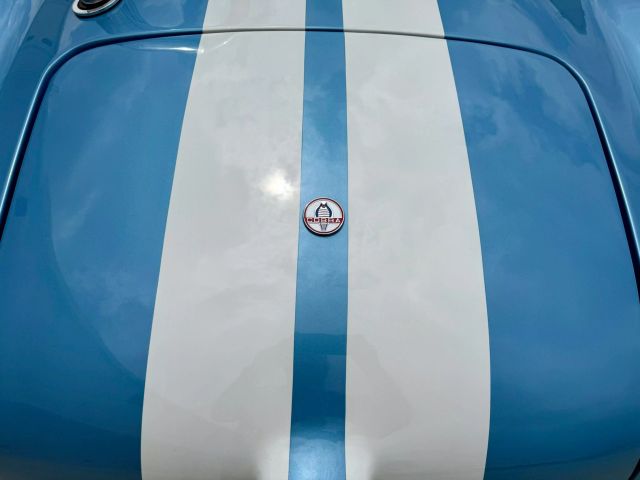 1965 Shelby Cobra Roadster 427 - Image 26