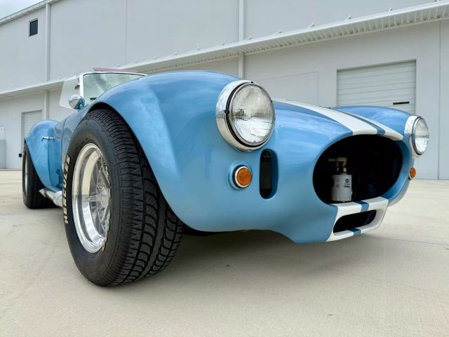 1965 Shelby Cobra Roadster 427 - Image 2