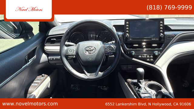 2021 Toyota Camry Hybrid - Image 19