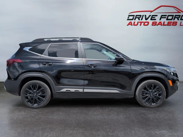 2023 Kia Seltos - Image 6