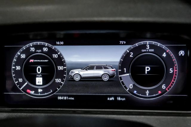 2018 Land Rover Range Rover Velar R-dynamic Hse Sport Utility 4d - Image 14
