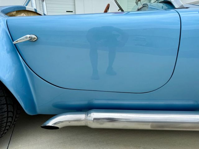 1965 Shelby Cobra Roadster 427 - Image 11