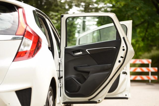 2015 Honda Fit - Image 15