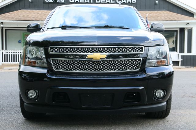 2013 Chevrolet Tahoe - Image 2