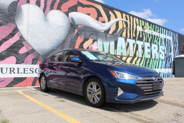 2020 Hyundai Elantra - Image 1