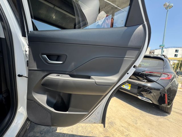 2024 Hyundai Kona - Image 21