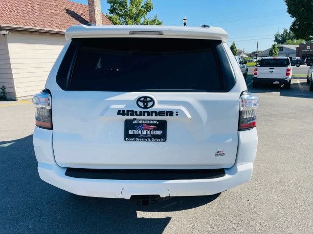 2021 Toyota 4runner - Image 8