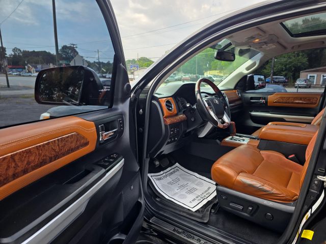 2016 Toyota Tundra Crewmax - Image 7