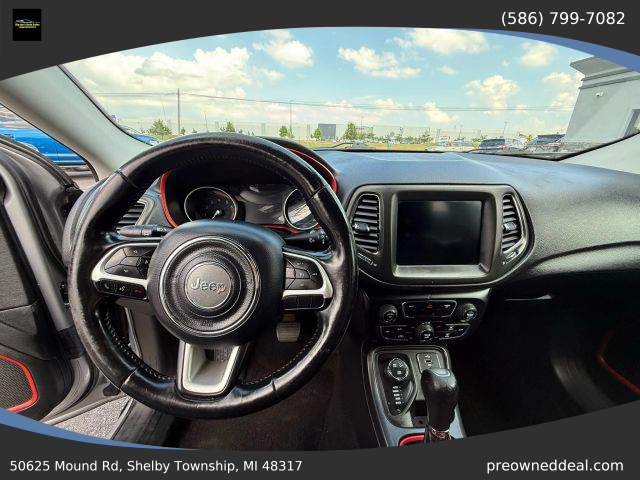 2018 Jeep Compass - Image 19