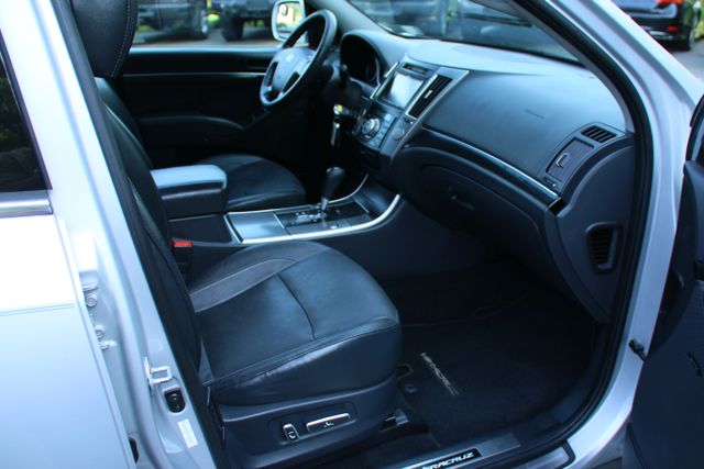 2012 Hyundai Veracruz - Image 26