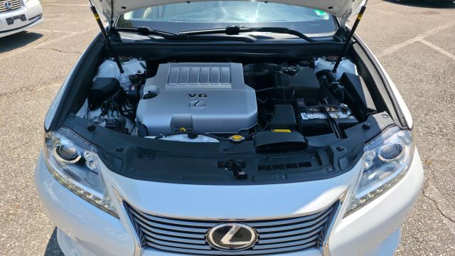 2013 Lexus Es - Image 30