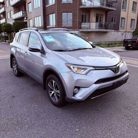 2017 Toyota Rav4 Xle Sport Utility 4d - Image 1