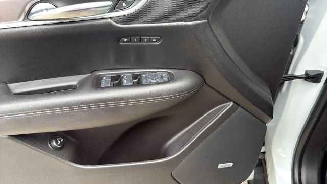 2017 Cadillac Xt5 - Image 20