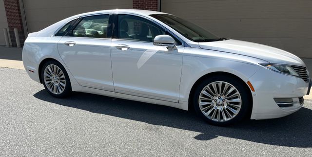 2013 Lincoln Mkz - Image 2